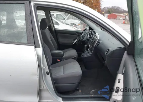 2005 Toyota Matrix Xr from USA, damaged, VIN 2T1KR32E95C417851